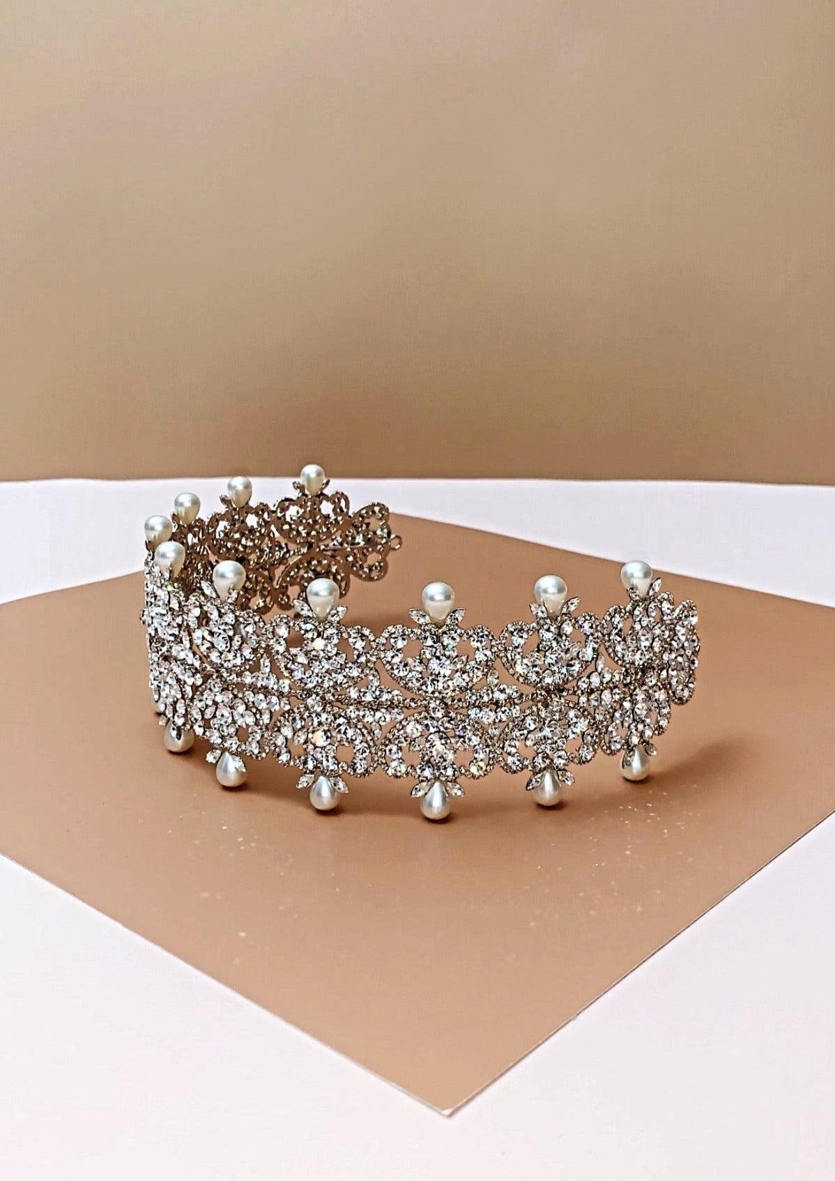 SAVANAH Swarovski Luxurious headpiece, Pearls Headband