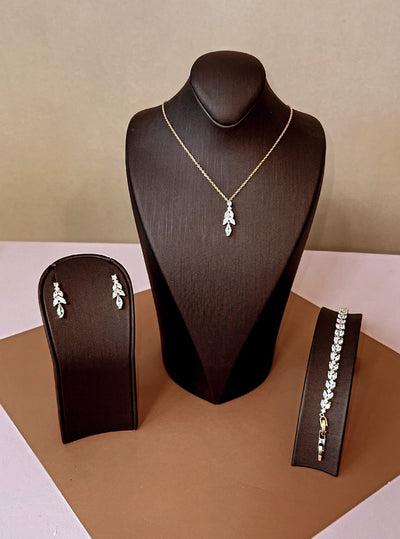 INGI Swarovski Jewelry Set with Necklace, Bracelet, Drop Earrings