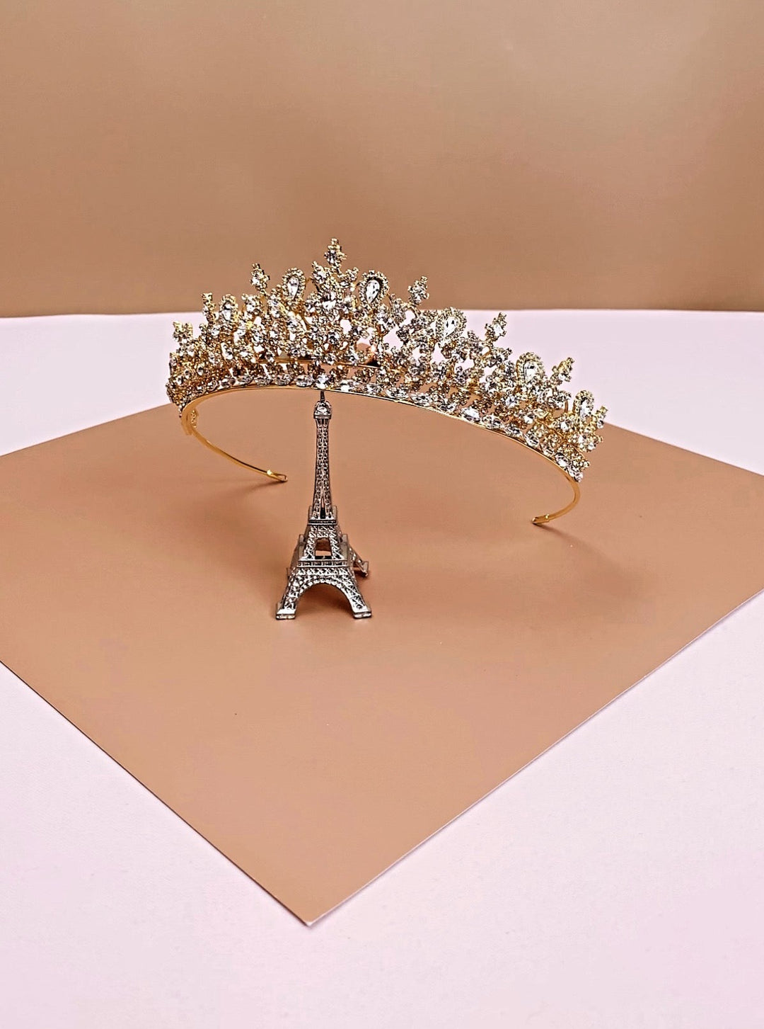GEMNA Swarovski Luxurious Wedding 3-D Tiara